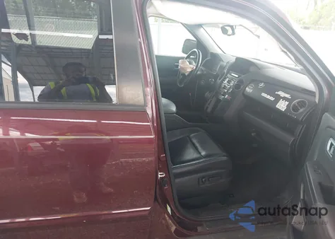 2014 Honda Pilot Ex-L z USA, uszkodzony, nr VIN 5FNYF4H5XEB055640